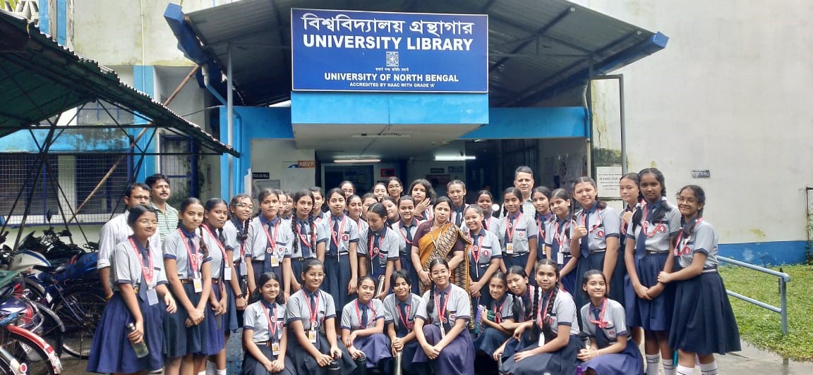 libarary-visit-students-techno-india-group-public-school-siliguri-gallery-featured