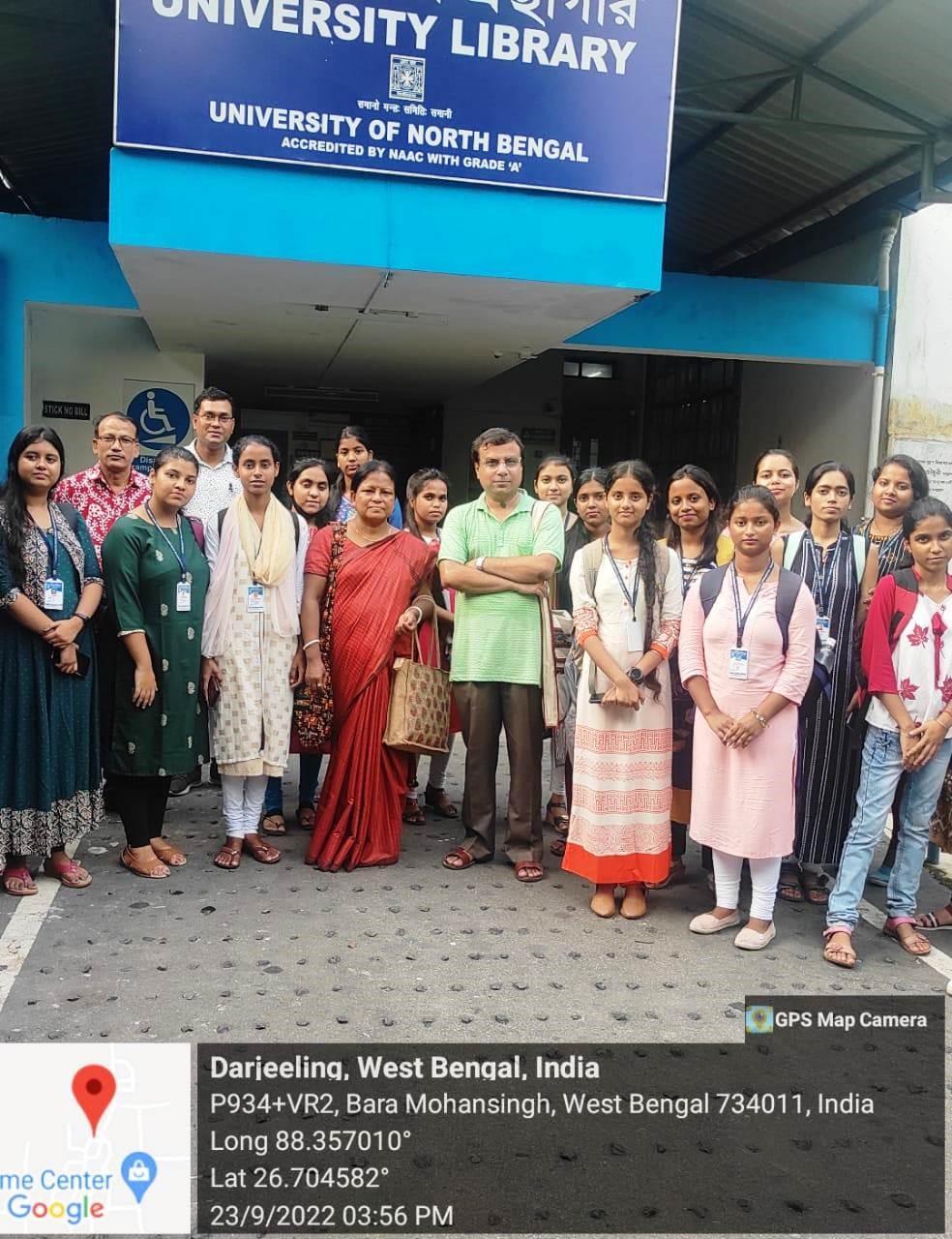 library-visit-siliguri-mahila-college-gallery-featured